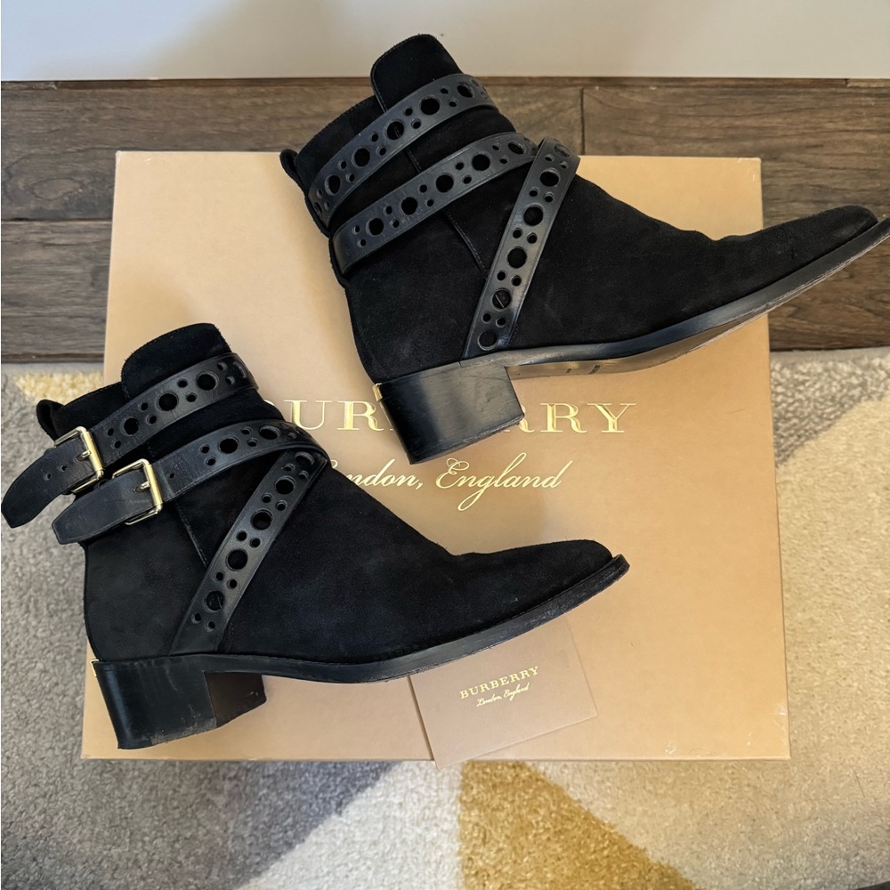 Burberry Dearlane 40 Ankle boot